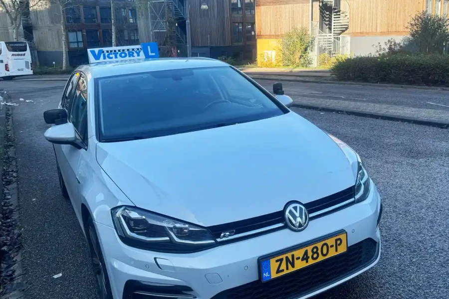 Aghie van Rijschool V 2